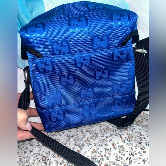 BLUE GUCCI GG ECONYL OFF THE GRID MESSENGER BAG - Picture 13 of 13